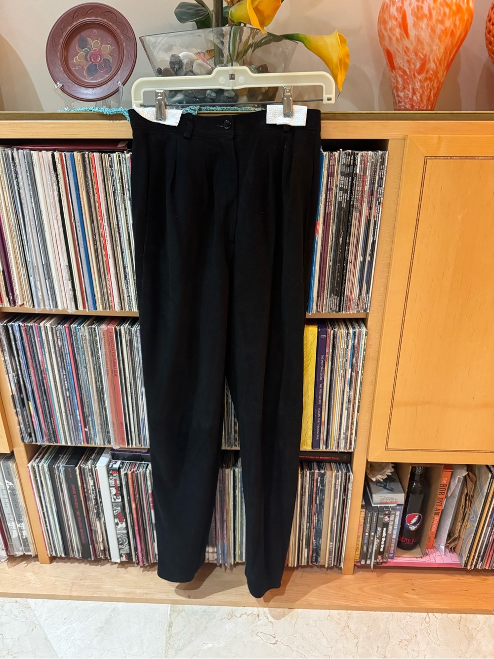PRICE DROP: NWOT,ANNE KLEIN II, MADE in USA,8, lined, BLACK LAMBSKIN SUEDE